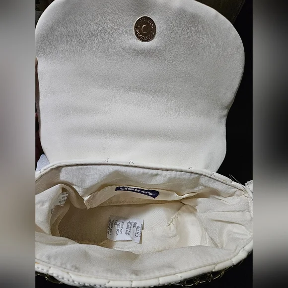 Cream Quilted Crossbody Bag with Gold Chain & Bohemian Bracelet Set - Picture 4 of 4